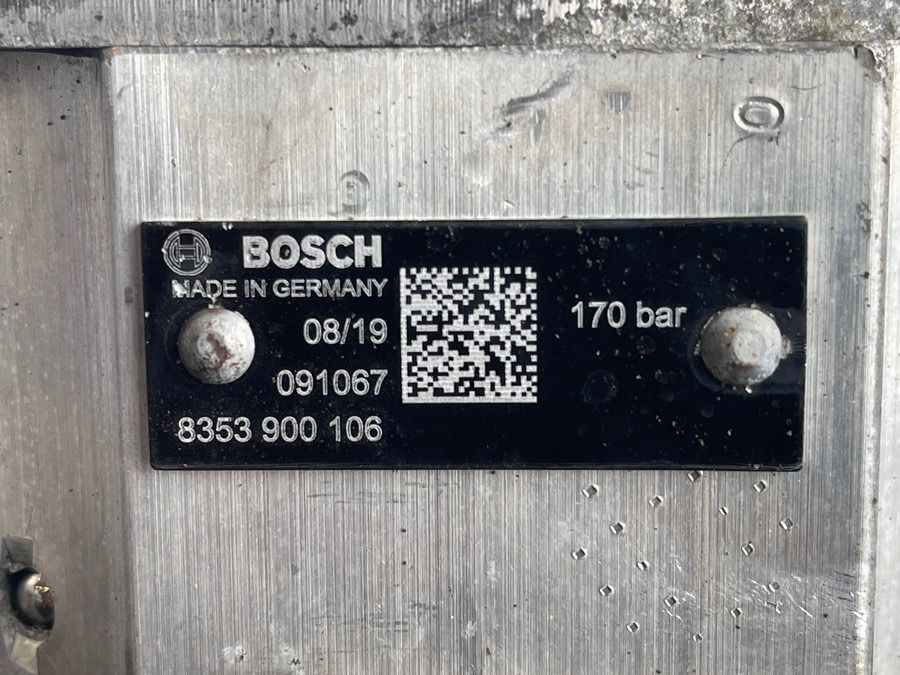 VOLVO STEERING PUMP 20875386 - Hydraulique pour Camion: photos 3 VOLVO STEERING PUMP 20875386 - Hydraulique pour Camion: photos 3