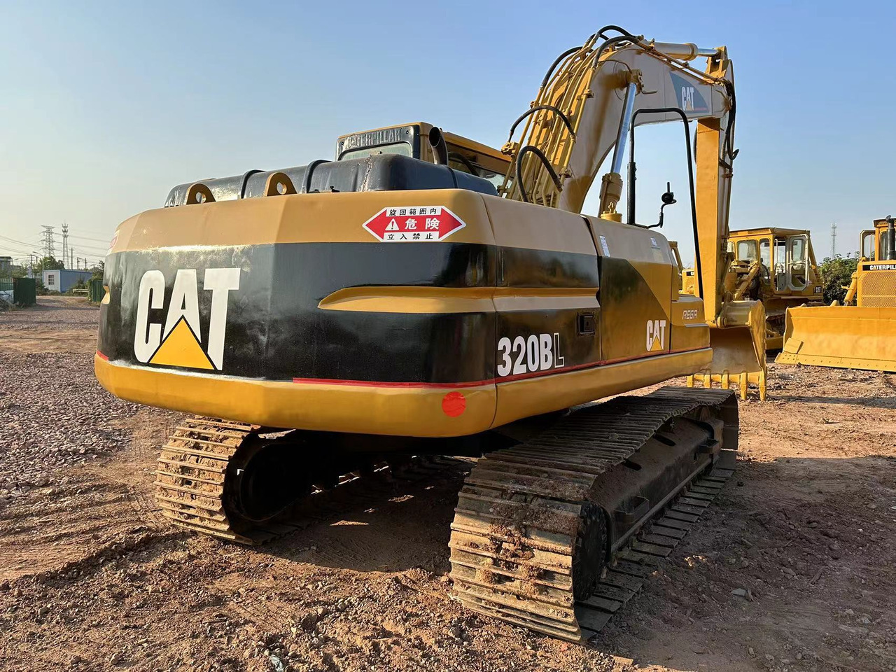 Pelle sur chenille CAT 320B excavator: photos 6 Pelle sur chenille CAT 320B excavator: photos 6