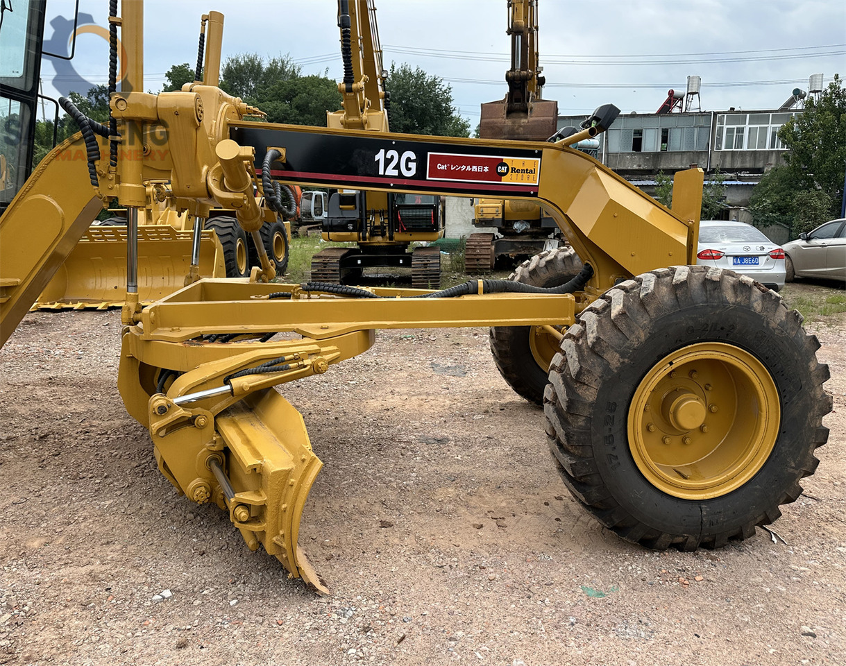 Niveleuse CATERPILLAR 12G: photos 8