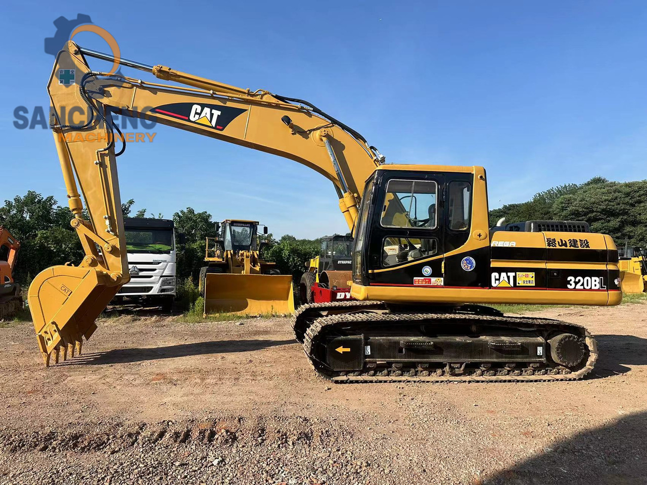 CATERPILLAR 320B excavator - Pelle sur chenille: photos 1 CATERPILLAR 320B excavator - Pelle sur chenille: photos 1