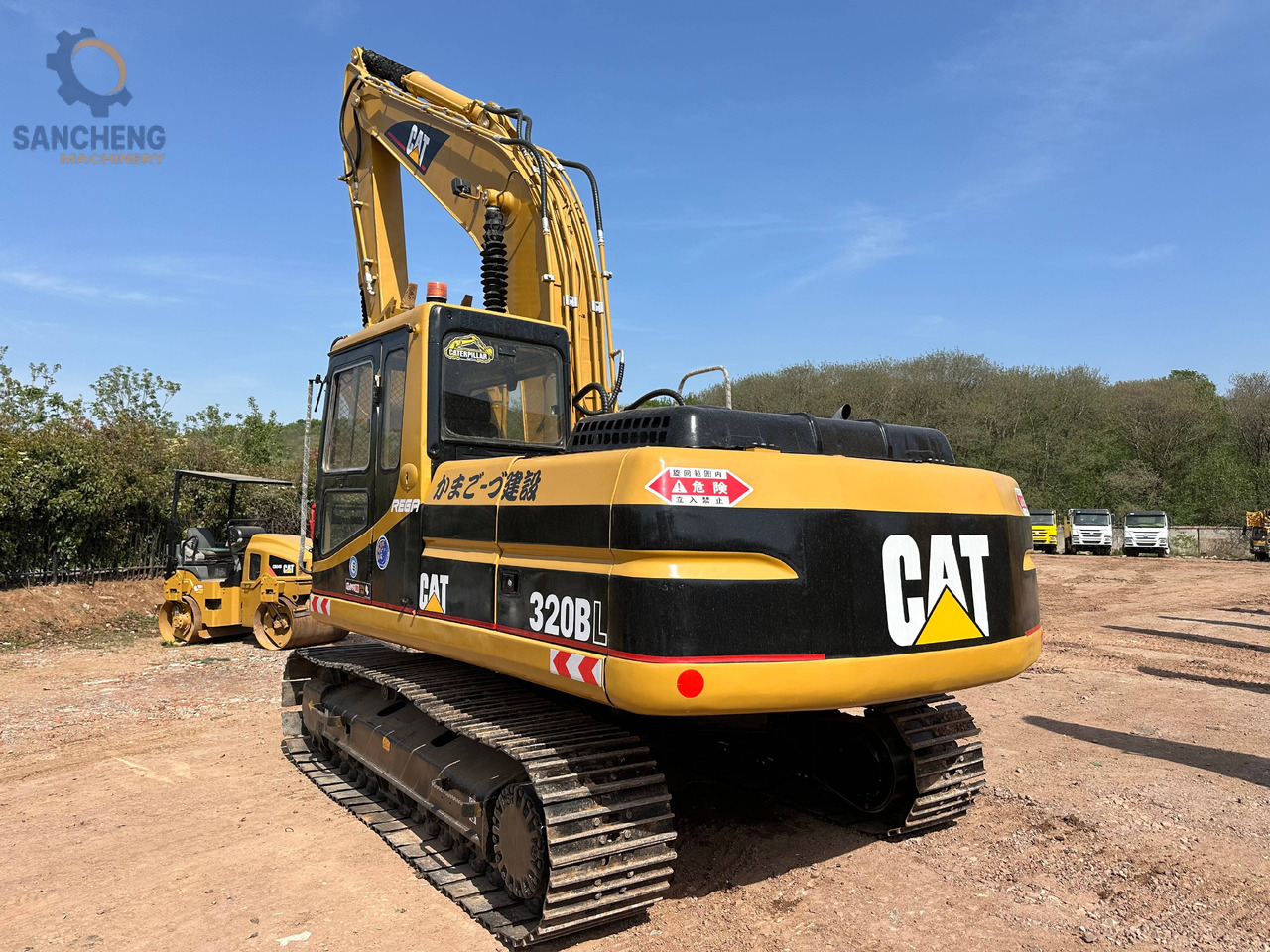 CATERPILLAR 320BL - Pelle sur chenille: photos 3 CATERPILLAR 320BL - Pelle sur chenille: photos 3