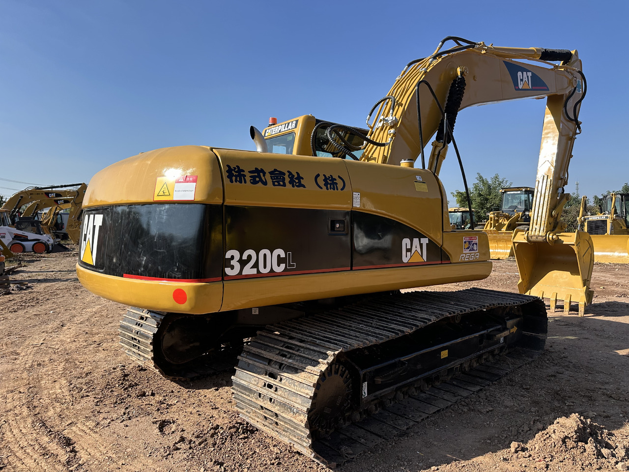 CATERPILLAR 320C - Pelle sur chenille: photos 5 CATERPILLAR 320C - Pelle sur chenille: photos 5