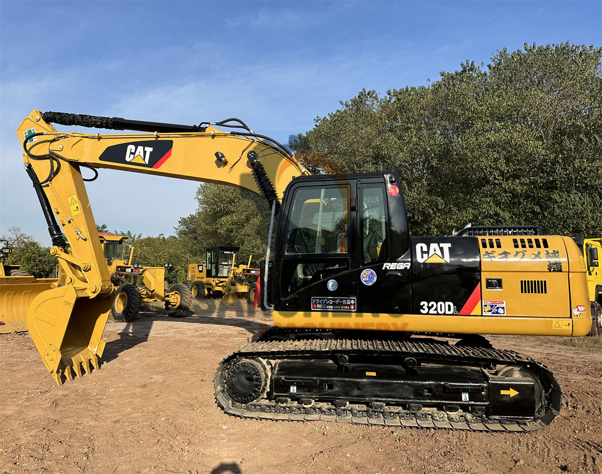CATERPILLAR 320D - Pelle sur chenille: photos 2 CATERPILLAR 320D - Pelle sur chenille: photos 2