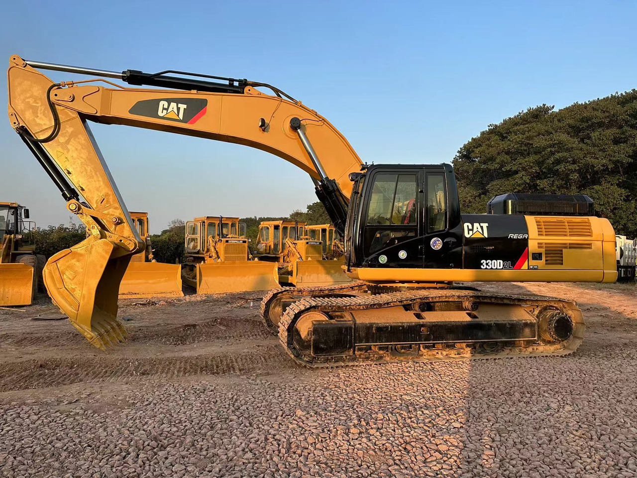 CATERPILLAR 330D - Pelle sur chenille: photos 1 CATERPILLAR 330D - Pelle sur chenille: photos 1