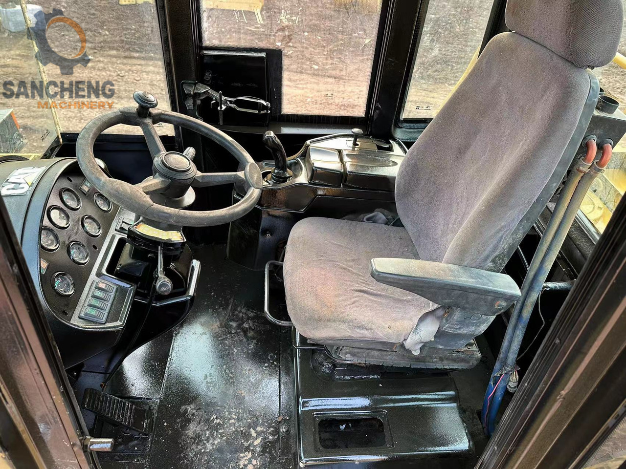 CATERPILLAR 950H - Chargeuse sur pneus: photos 3 CATERPILLAR 950H - Chargeuse sur pneus: photos 3