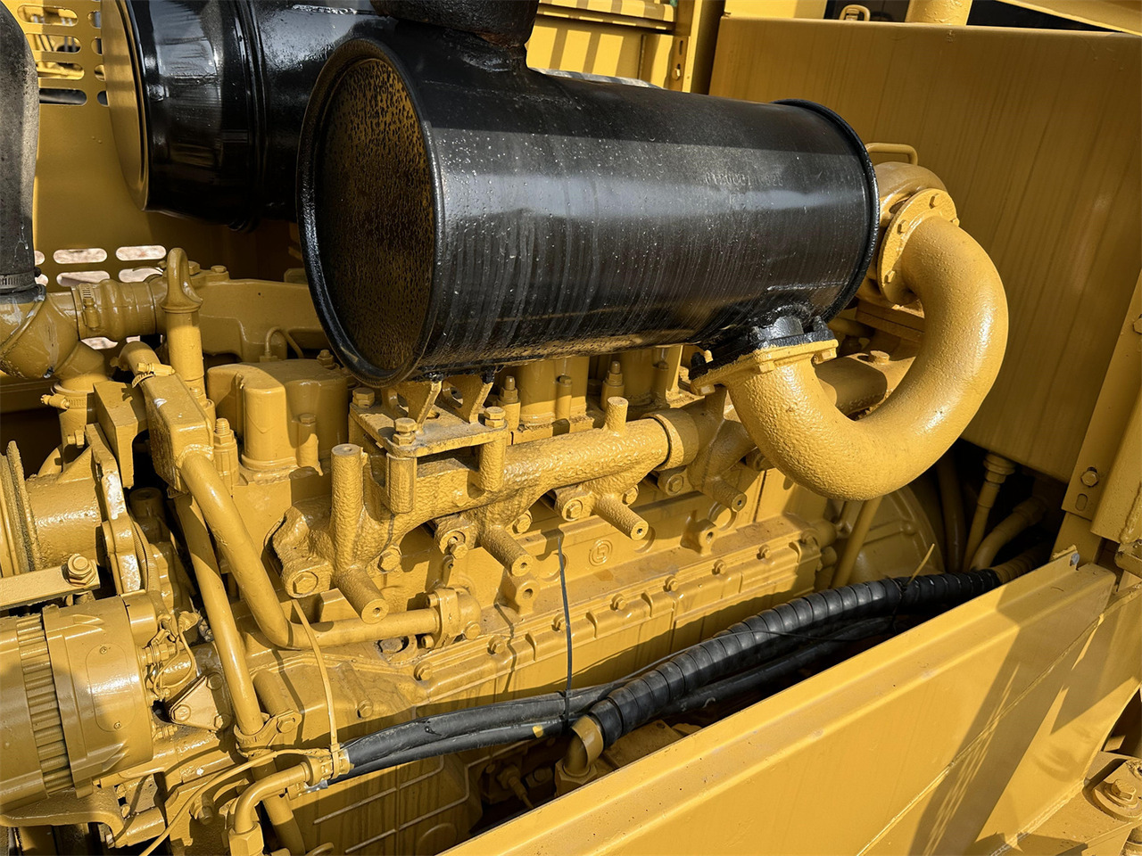 CATERPILLAR 966F en leasing occasion CATERPILLAR 966F: photos 9