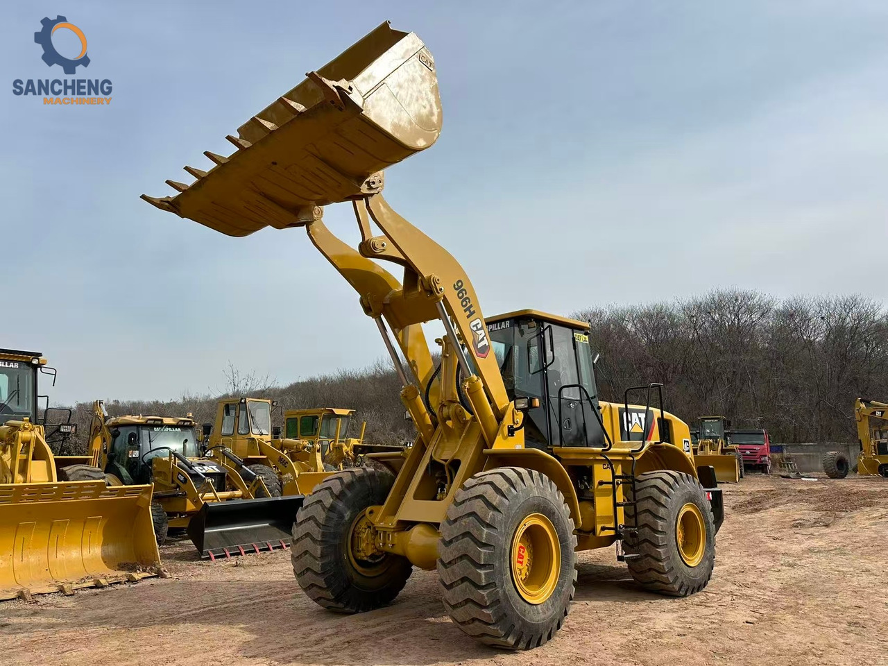 CATERPILLAR 966H - Chargeuse sur pneus: photos 2 CATERPILLAR 966H - Chargeuse sur pneus: photos 2