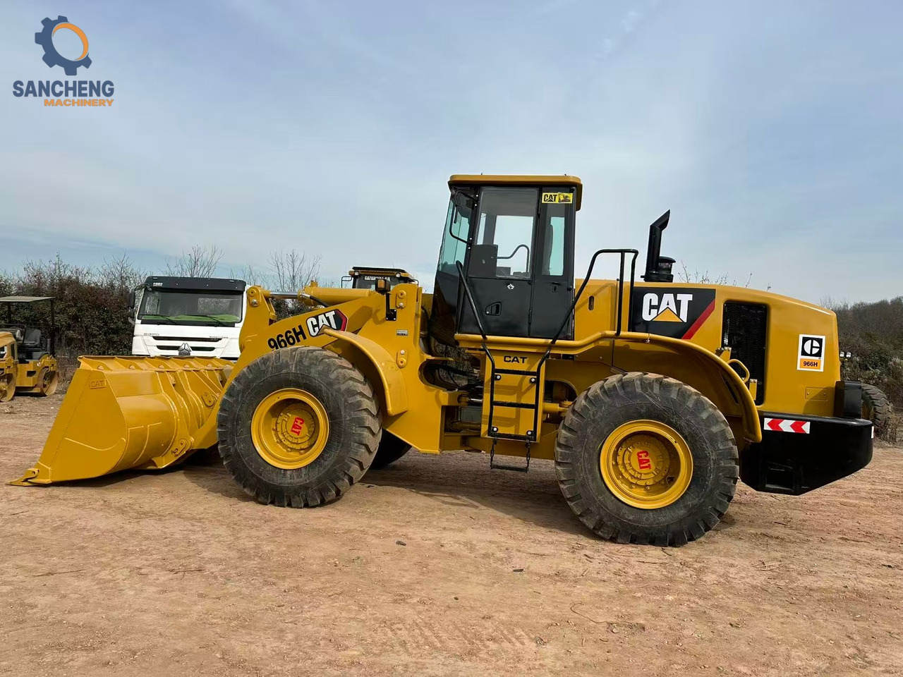 CATERPILLAR 966H - Chargeuse: photos 5 CATERPILLAR 966H - Chargeuse: photos 5