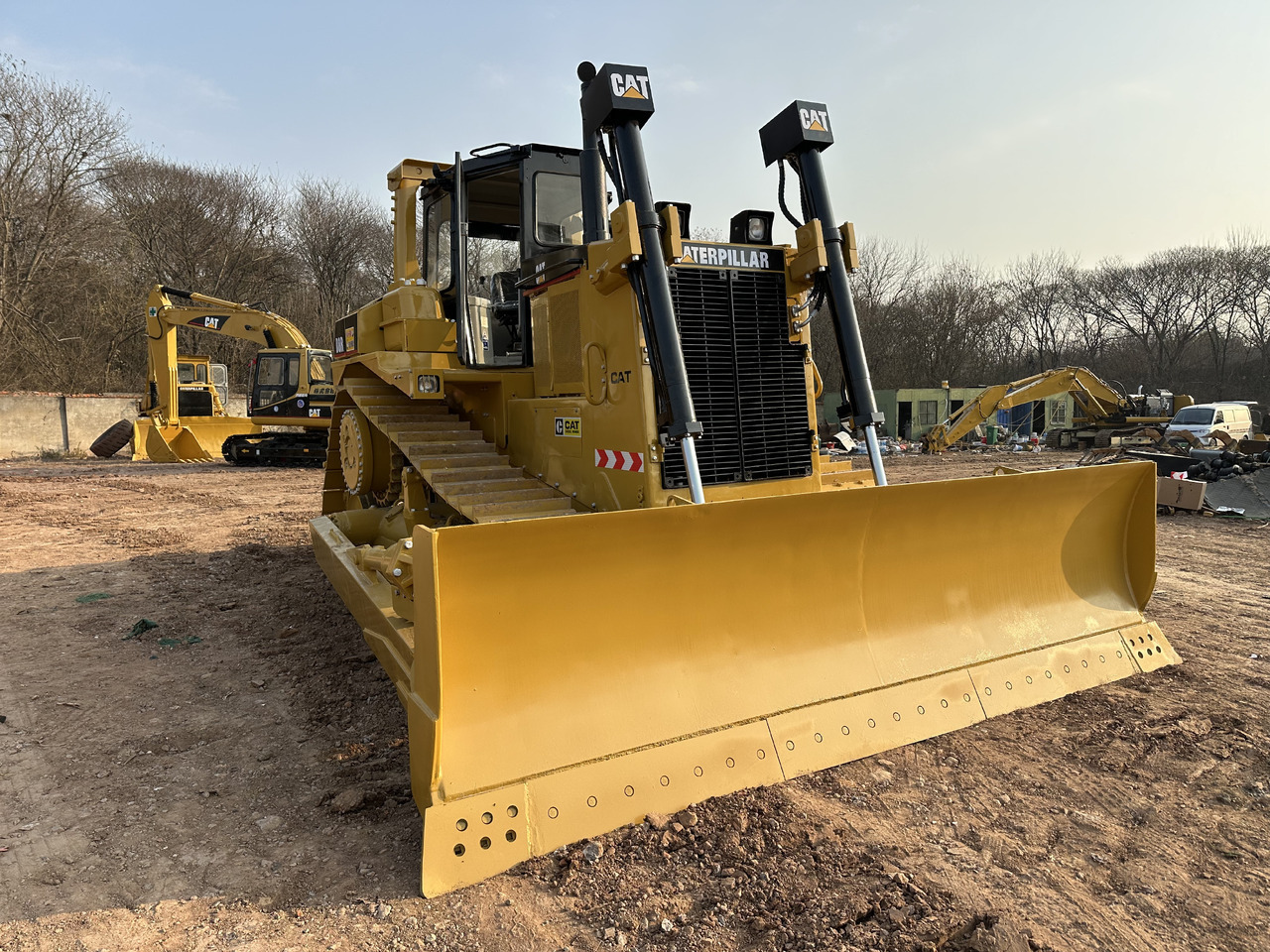 CATERPILLAR D8R - Bulldozer: photos 5 CATERPILLAR D8R - Bulldozer: photos 5