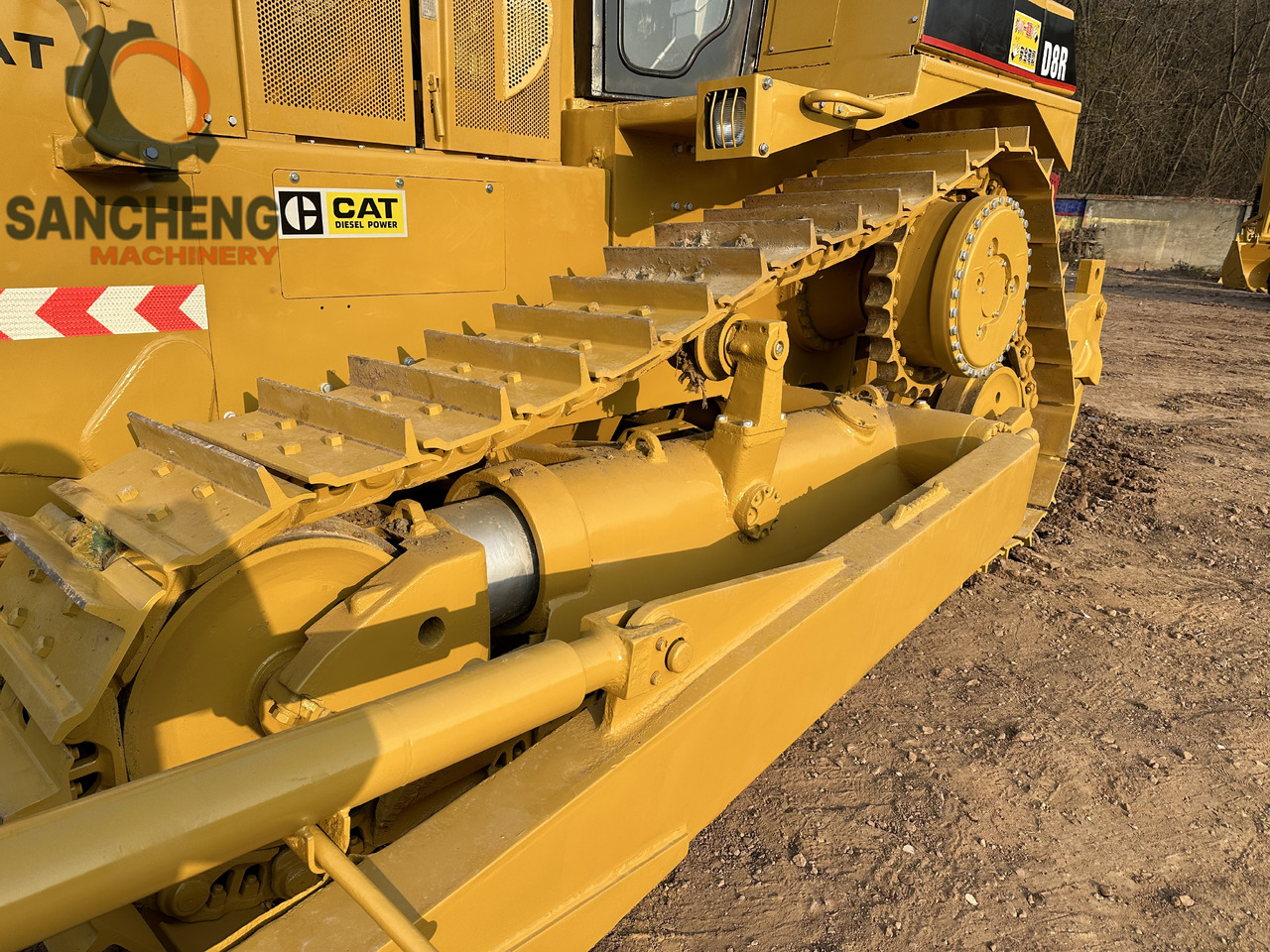CATERPILLAR D8R - Bulldozer: photos 5 CATERPILLAR D8R - Bulldozer: photos 5