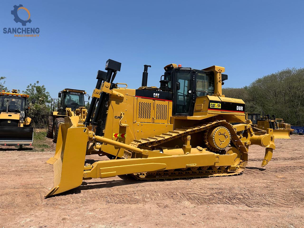 CATERPILLAR D8R - Bulldozer: photos 2 CATERPILLAR D8R - Bulldozer: photos 2