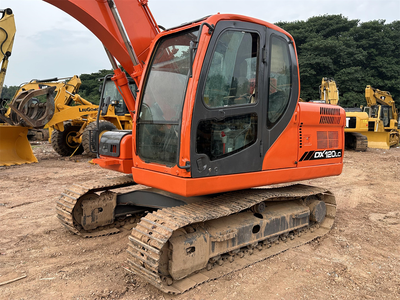 DOOSAN DX120 - Pelle sur chenille: photos 3 DOOSAN DX120 - Pelle sur chenille: photos 3