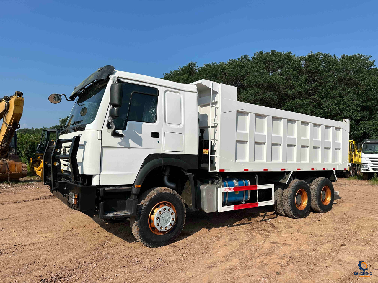 HOWO 400hp - Camion benne: photos 4 HOWO 400hp - Camion benne: photos 4