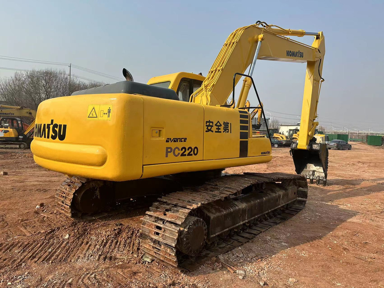 KOMATSU PC220-6 en leasing occasion KOMATSU PC220-6: photos 7