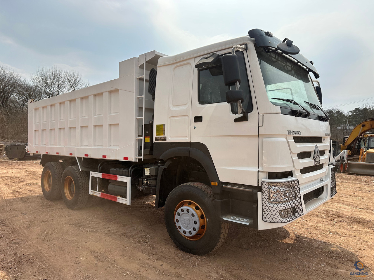 SINOTRUK HOWO Dump truck 371 6x4 - Camion benne: photos 5 SINOTRUK HOWO Dump truck 371 6x4 - Camion benne: photos 5