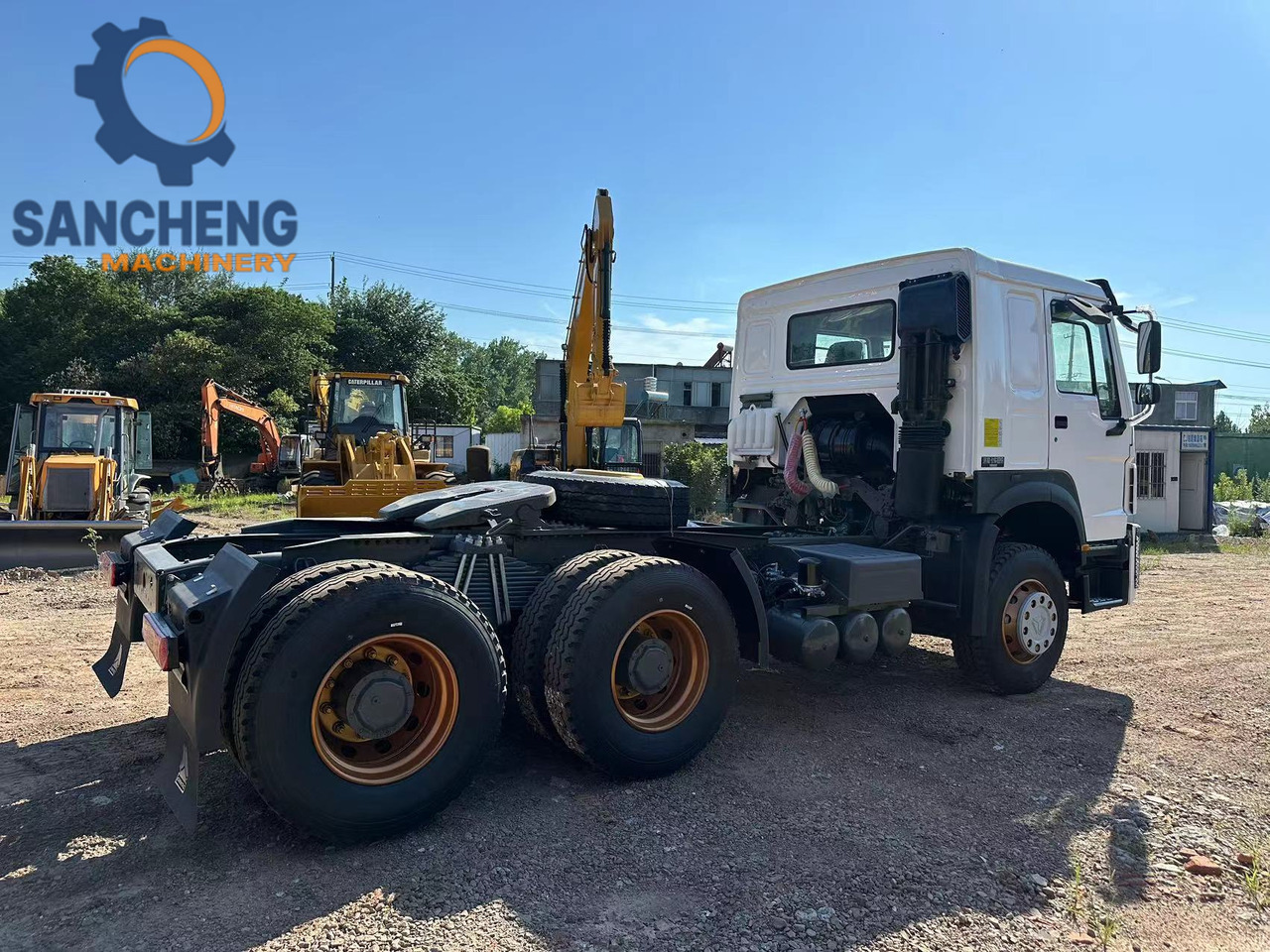 SINOTRUK HOWO Truck Head 371hp 6x4 - Tracteur routier: photos 5 SINOTRUK HOWO Truck Head 371hp 6x4 - Tracteur routier: photos 5