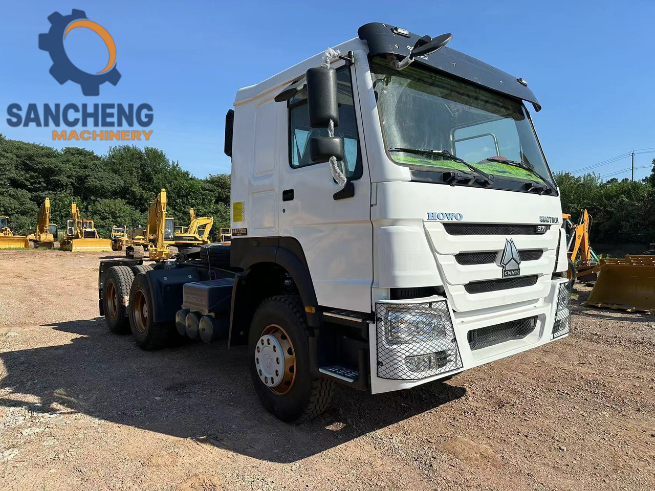 SINOTRUK HOWO Truck Head 371hp - Tracteur routier: photos 3 SINOTRUK HOWO Truck Head 371hp - Tracteur routier: photos 3