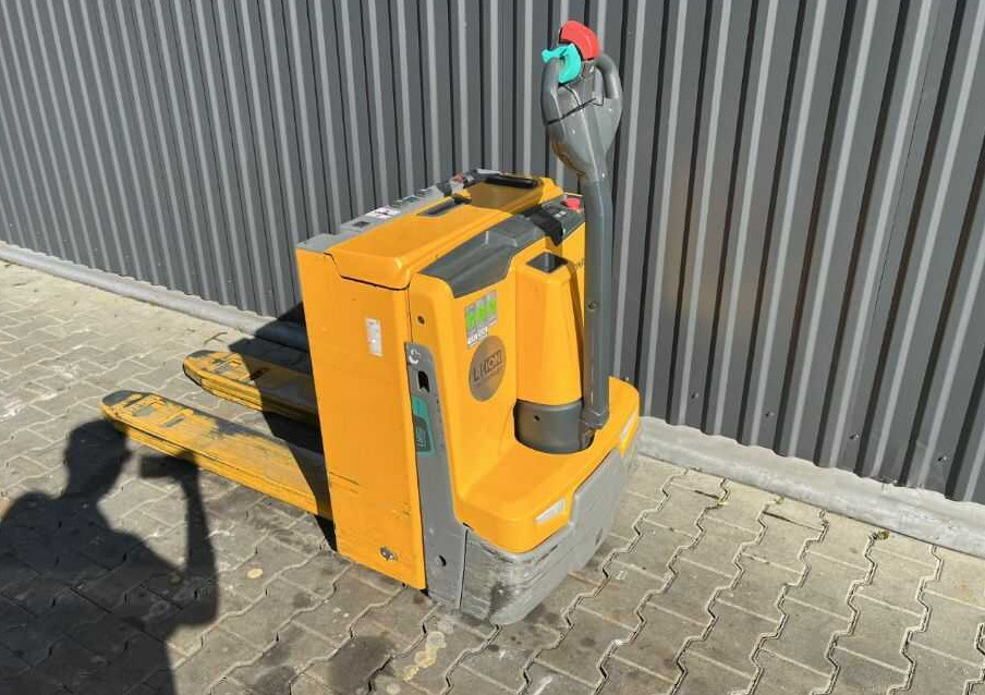 Jungheinrich EJC20 - Transpalette: photos 3 Jungheinrich EJC20 - Transpalette: photos 3