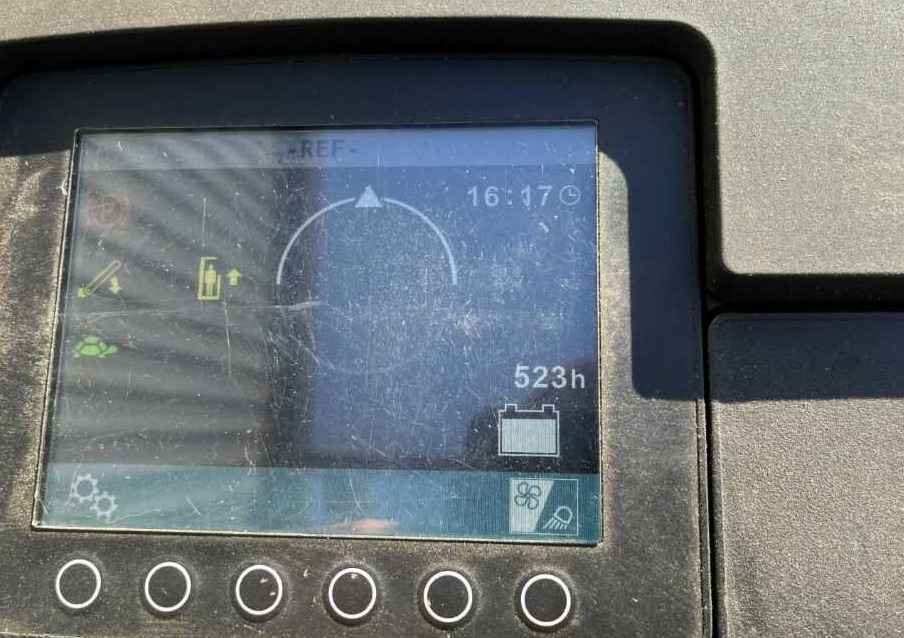 Jungheinrich EKS412s - Préparateur de commandes: photos 5 Jungheinrich EKS412s - Préparateur de commandes: photos 5