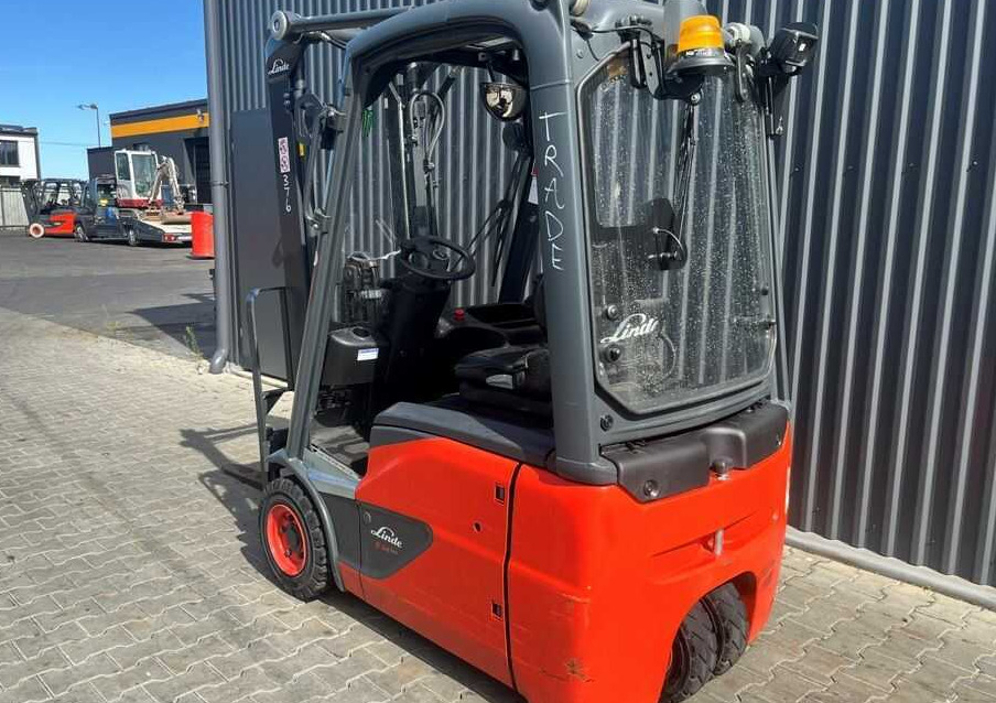 Linde E14-02 - Chariot élévateur électrique: photos 3 Linde E14-02 - Chariot élévateur électrique: photos 3