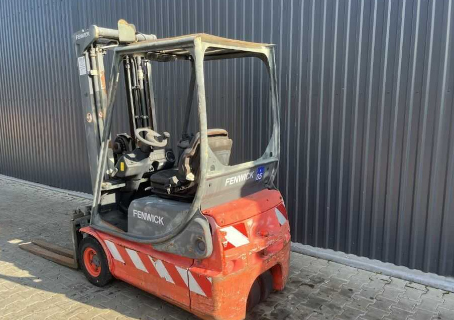 Linde E14 - Chariot élévateur électrique: photos 3 Linde E14 - Chariot élévateur électrique: photos 3