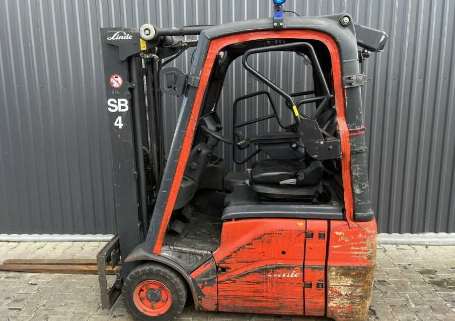 Linde E16-01 - Chariot élévateur électrique: photos 2 Linde E16-01 - Chariot élévateur électrique: photos 2