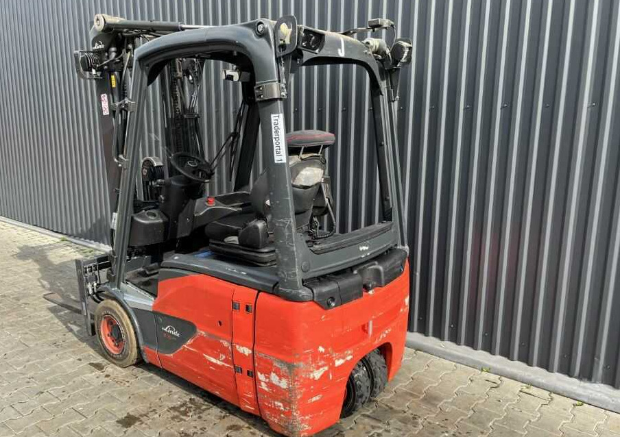 Linde E16-02 - Chariot élévateur électrique: photos 3 Linde E16-02 - Chariot élévateur électrique: photos 3