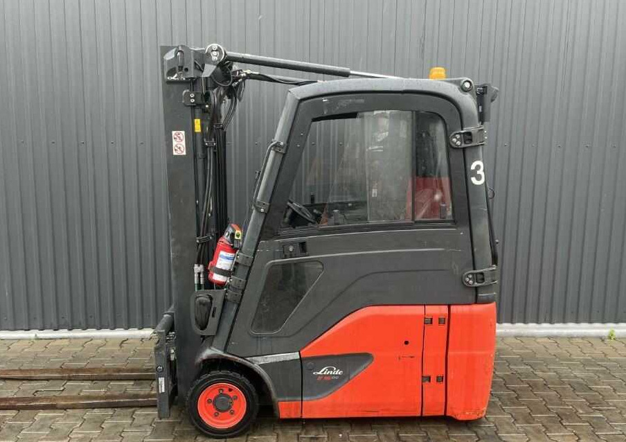 Linde E16-02 - Chariot élévateur électrique: photos 2 Linde E16-02 - Chariot élévateur électrique: photos 2