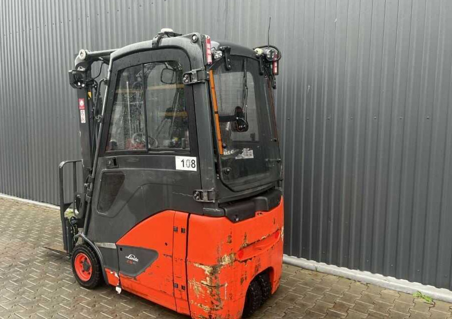 Linde E16H-02 - Chariot élévateur électrique: photos 3 Linde E16H-02 - Chariot élévateur électrique: photos 3
