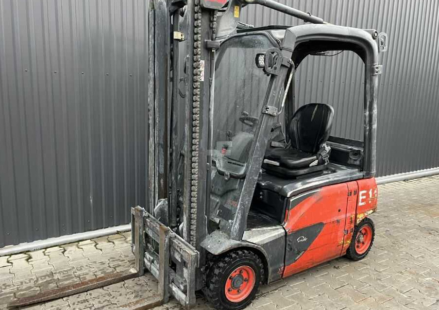 Linde E16P-02 - Chariot élévateur électrique: photos 5 Linde E16P-02 - Chariot élévateur électrique: photos 5