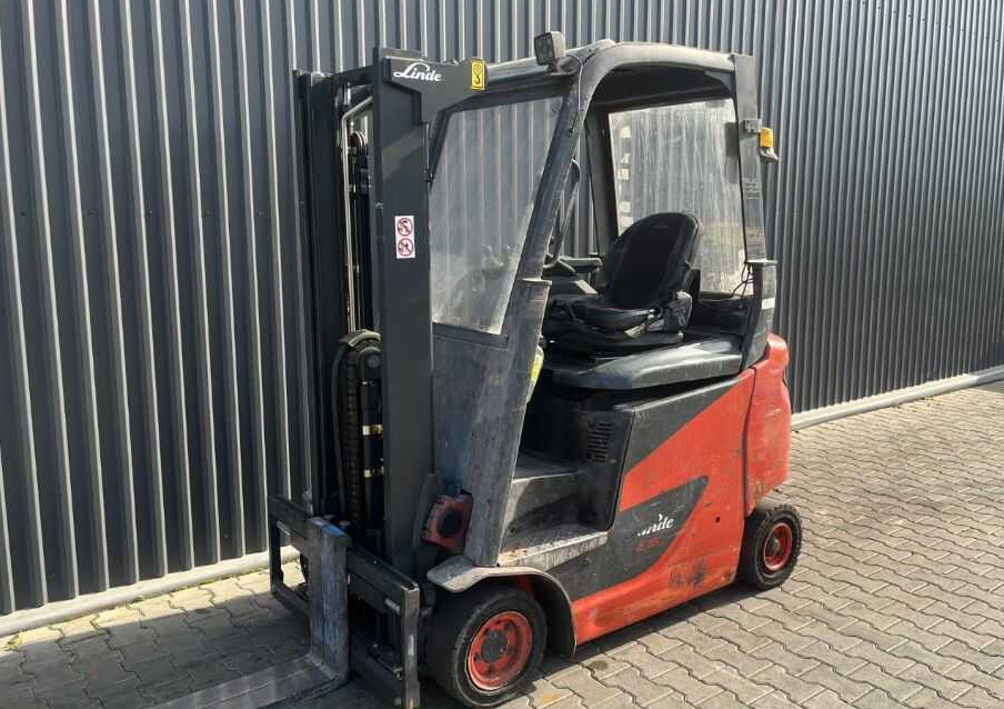 Linde E16PH - Chariot élévateur électrique: photos 1 Linde E16PH - Chariot élévateur électrique: photos 1