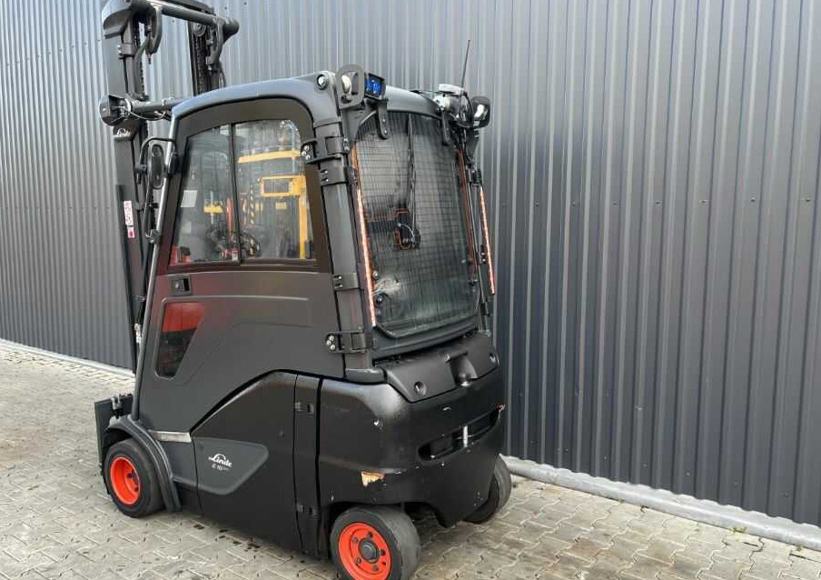 Linde E18PH-02 - Chariot élévateur électrique: photos 3 Linde E18PH-02 - Chariot élévateur électrique: photos 3