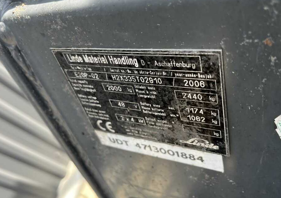 Linde E20P-02 - Chariot élévateur électrique: photos 4 Linde E20P-02 - Chariot élévateur électrique: photos 4