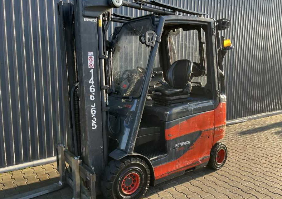 Linde E25H-01/600 - Chariot élévateur électrique: photos 5 Linde E25H-01/600 - Chariot élévateur électrique: photos 5