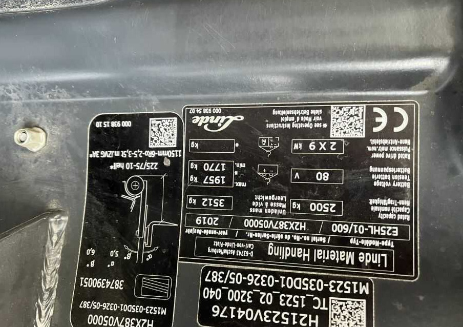 Linde E25HL-01/600 - Chariot élévateur électrique: photos 4 Linde E25HL-01/600 - Chariot élévateur électrique: photos 4