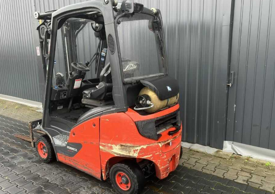 Linde H16T-01 - Chariot élévateur à gaz: photos 3 Linde H16T-01 - Chariot élévateur à gaz: photos 3