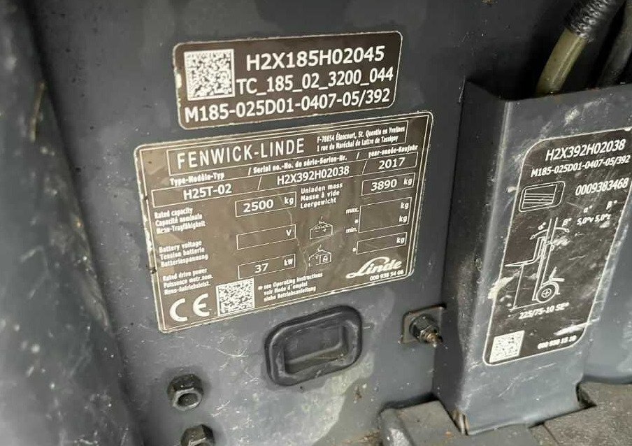 Linde H25T-01 - Chariot élévateur à gaz: photos 4 Linde H25T-01 - Chariot élévateur à gaz: photos 4