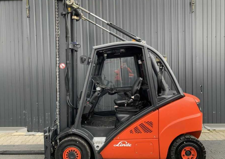 Linde H30D-01 - Chariot élévateur diesel: photos 2 Linde H30D-01 - Chariot élévateur diesel: photos 2