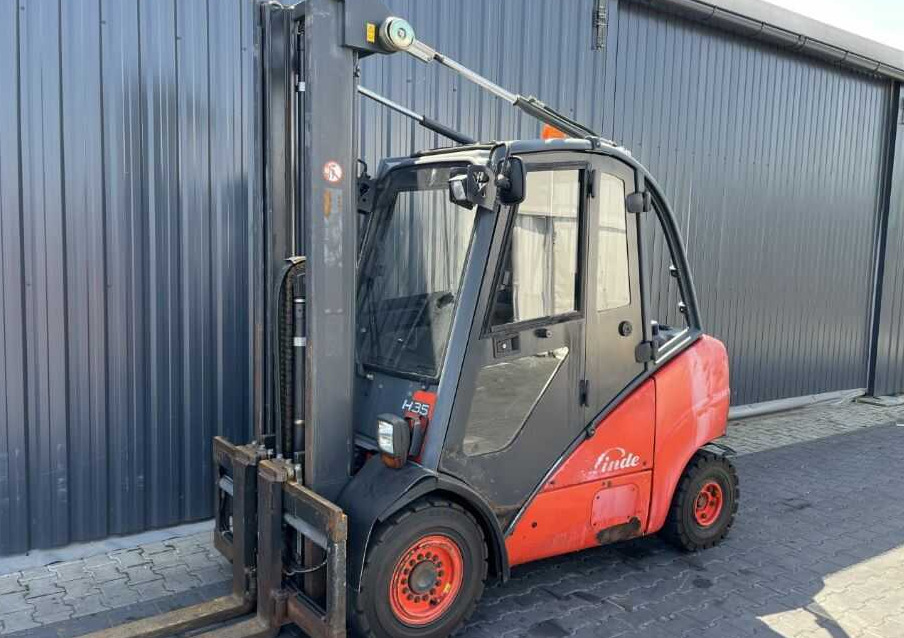 Linde H35D - Chariot élévateur diesel: photos 1 Linde H35D - Chariot élévateur diesel: photos 1