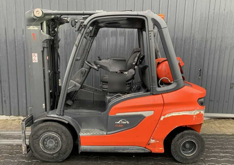 Linde H35T-01 - Chariot élévateur à gaz: photos 2 Linde H35T-01 - Chariot élévateur à gaz: photos 2