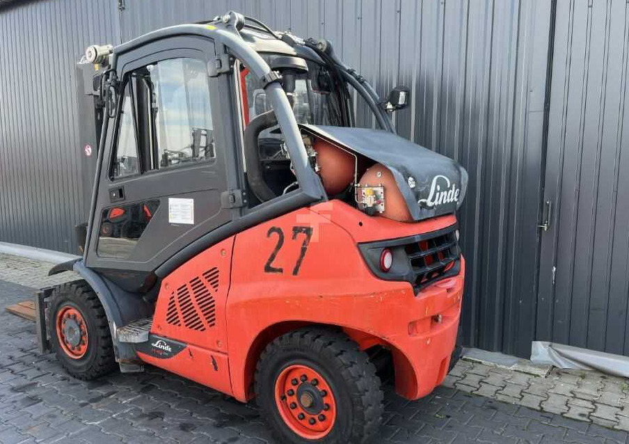 Linde H40CNG-02 - Chariot élévateur à gaz: photos 3 Linde H40CNG-02 - Chariot élévateur à gaz: photos 3