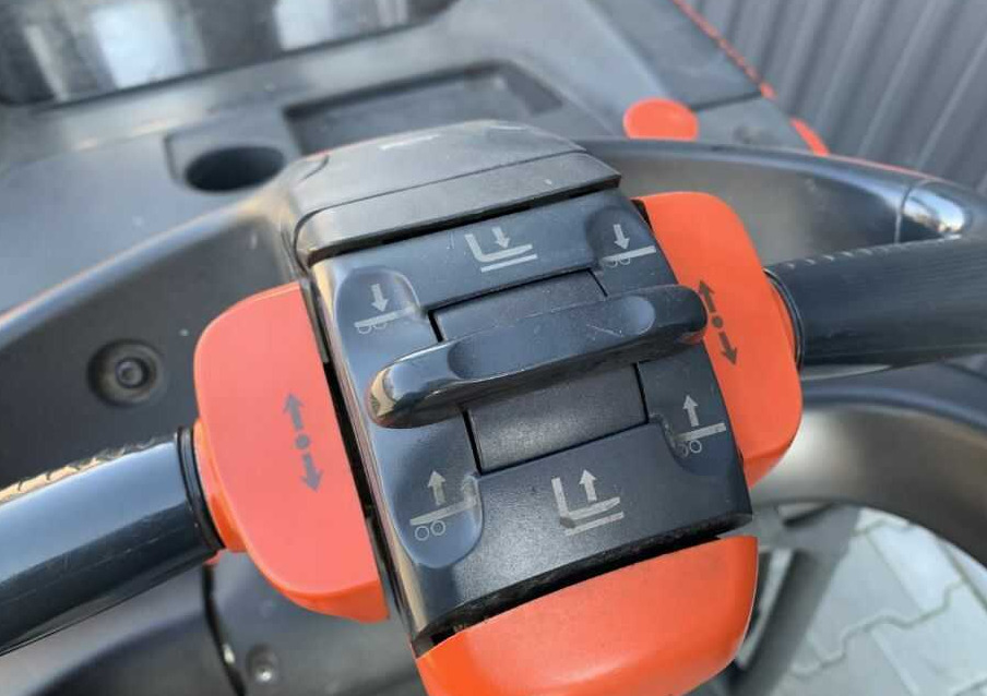 Linde L14AP - Gerbeur: photos 2 Linde L14AP - Gerbeur: photos 2