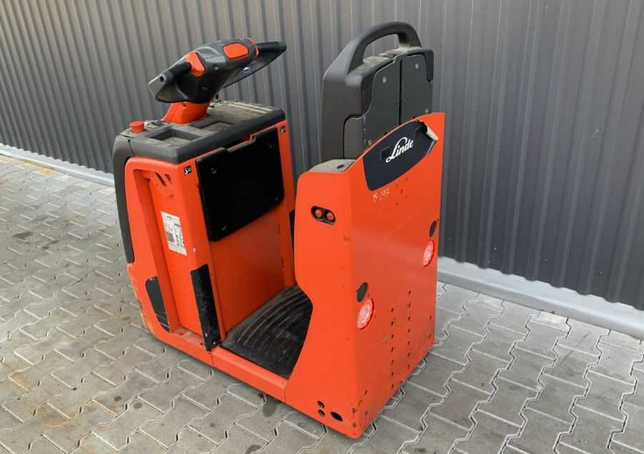 Linde P20 - Chariot tracteur: photos 4 Linde P20 - Chariot tracteur: photos 4