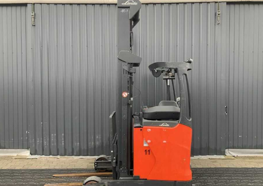 Linde R14-01 - Chariot à mât rétractable: photos 2 Linde R14-01 - Chariot à mât rétractable: photos 2