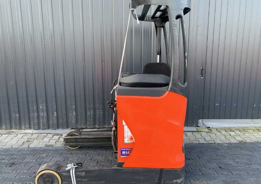 Linde R14-01 - Chariot à mât rétractable: photos 2 Linde R14-01 - Chariot à mât rétractable: photos 2