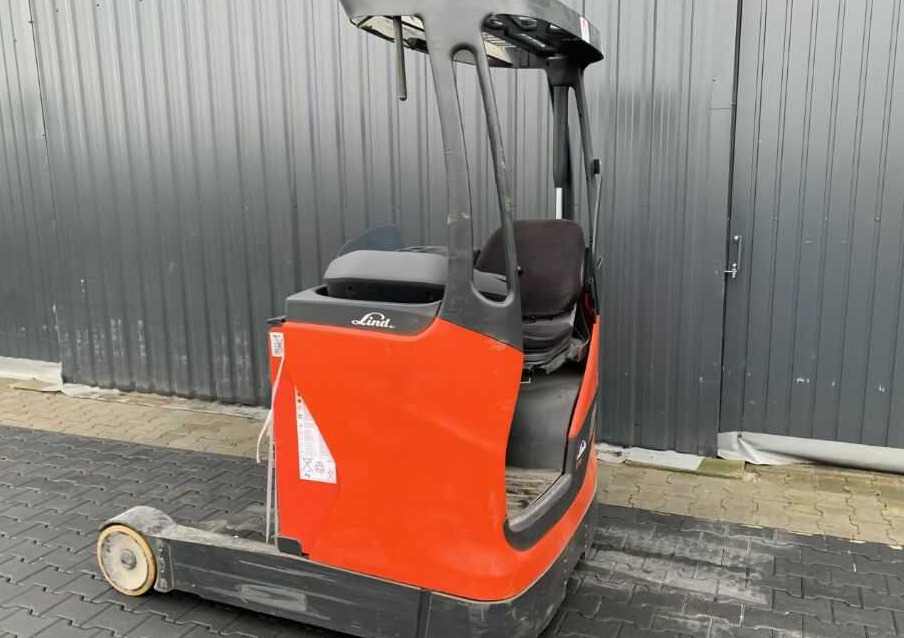 Linde R14-01 - Chariot à mât rétractable: photos 2 Linde R14-01 - Chariot à mât rétractable: photos 2