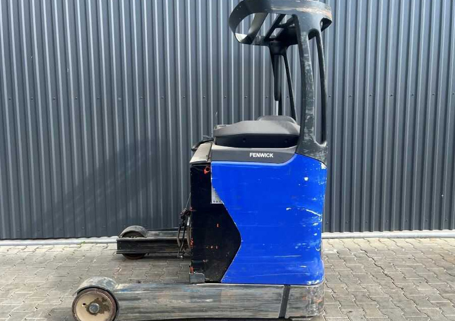 Linde R14HD-01 - Chariot à mât rétractable: photos 2 Linde R14HD-01 - Chariot à mât rétractable: photos 2