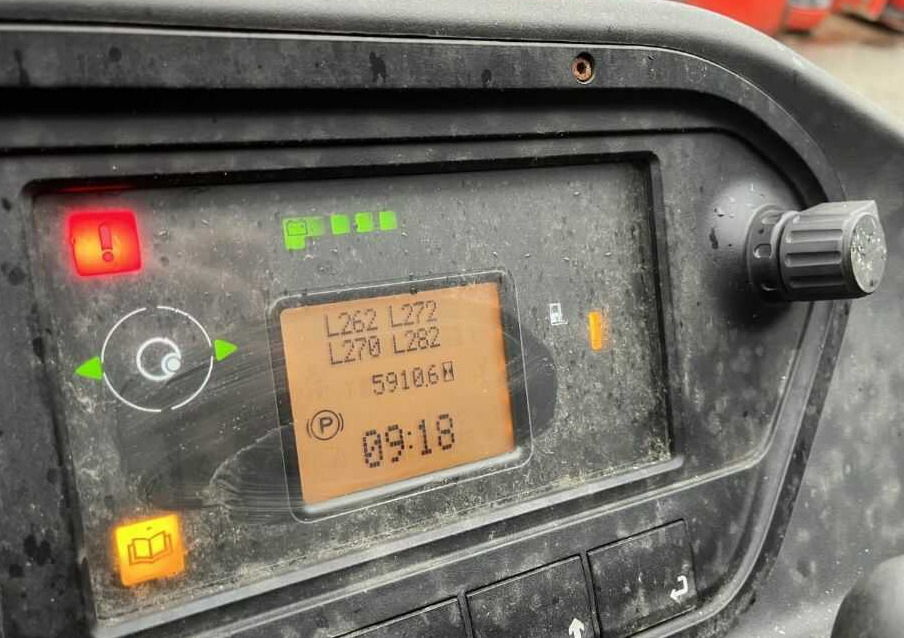 Linde R14HD-01 - Chariot à mât rétractable: photos 5 Linde R14HD-01 - Chariot à mât rétractable: photos 5