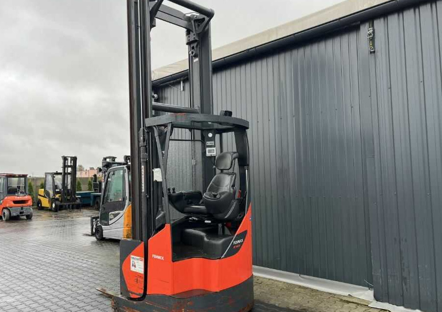 Linde R14X - Chariot à mât rétractable: photos 3 Linde R14X - Chariot à mât rétractable: photos 3