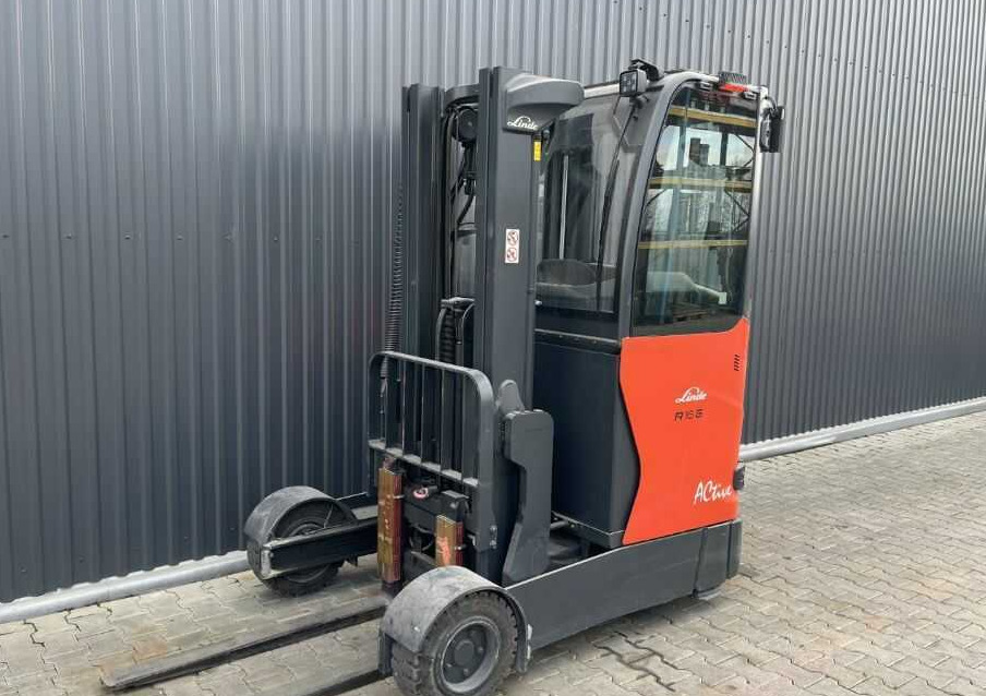 Linde R16G - Chariot à mât rétractable: photos 1 Linde R16G - Chariot à mât rétractable: photos 1
